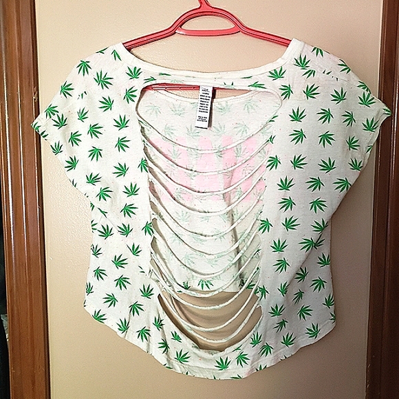 nwot. jamaica crop top - Picture 2 of 2
